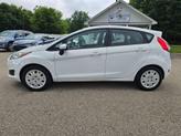 Thumbnail of 2016 Oxford White Ford Fiesta