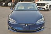 Thumbnail of 2019 Deep Blue Metallic Tesla Model S