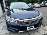 Thumbnail of 2017 Obsidian Blue Pearl Honda Accord
