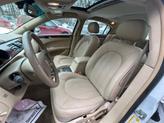 Thumbnail of 2006 White Gold Flash Tricoat Buick Lucerne