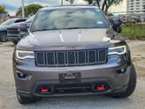 Thumbnail of 2018 Diamond Black Crystal Pearlcoat Jeep Grand Cherokee