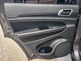 Thumbnail of 2018 Diamond Black Crystal Pearlcoat Jeep Grand Cherokee