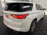 Thumbnail of 2022 Iridescent Pearl Tricoat Chevrolet Traverse