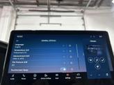 Thumbnail of 2024 Silver Radiance Metallic Clearcoat Lincoln Navigator