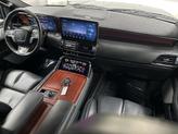 Thumbnail of 2023 Infinite Black Metallic Clearcoat Lincoln Navigator