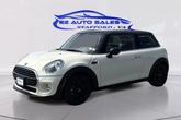 Thumbnail of 2019 White MINI Hardtop