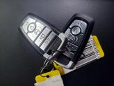 Thumbnail of 2018 Magnetic Metallic Ford Explorer