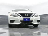 Thumbnail of 2016 Glacier White Nissan Altima
