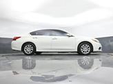 Thumbnail of 2016 Glacier White Nissan Altima