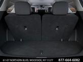 Thumbnail of 2025 Glacial White Pearl Kia Sorento