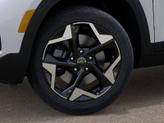 Thumbnail of 2026 Snow White Pearl Kia Seltos