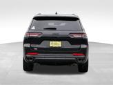 Thumbnail of 2024 Diamond Black Crystal Pearlcoat Jeep Grand Cherokee L