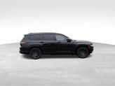 Thumbnail of 2024 Diamond Black Crystal Pearlcoat Jeep Grand Cherokee L
