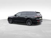 Thumbnail of 2024 Diamond Black Crystal Pearlcoat Jeep Grand Cherokee L