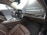 Thumbnail of 2022 Black Sapphire Metallic BMW 750