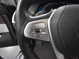 Thumbnail of 2022 Black Sapphire Metallic BMW 750