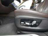 Thumbnail of 2022 Black Sapphire Metallic BMW 750