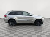 Thumbnail of 2017 Billet Silver Metallic Clearcoat Jeep Grand Cherokee