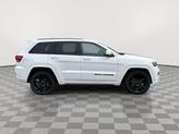 Thumbnail of 2019 Bright White Clearcoat Jeep Grand Cherokee
