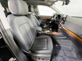 Thumbnail of 2022 Mythos Black Metallic Audi Q5
