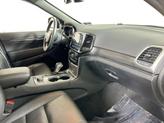 Thumbnail of 2022 Diamond Black Crystal Pearlcoat Jeep Grand Cherokee