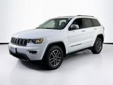 Photo of 2022 Bright White Clearcoat Jeep Grand Cherokee