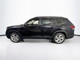 Thumbnail of 2022 Deep Black Pearl Volkswagen Atlas