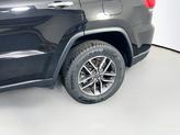 Thumbnail of 2022 Diamond Black Crystal Pearlcoat Jeep Grand Cherokee
