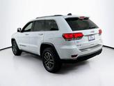 Thumbnail of 2022 Bright White Clearcoat Jeep Grand Cherokee