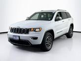 Photo of 2022 Bright White Clearcoat Jeep Grand Cherokee
