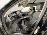 Thumbnail of 2022 Black Sapphire Metallic BMW X7