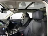 Thumbnail of 2022 Black Sapphire Metallic BMW X7