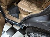 Thumbnail of 2002 Bonatti Gray Land Rover Range Rover