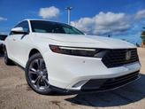 Thumbnail of 2025 Platinum White Pearl Honda Accord Hybrid