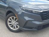 Thumbnail of 2024 sparkle silver metallic Honda CR-V