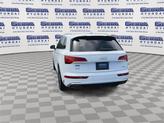 Thumbnail of 2024 Daytona Gray Pearl Effect Audi Q5