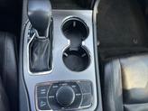 Thumbnail of 2022 Diamond Black Crystal Pearlcoat Jeep Grand Cherokee