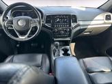 Thumbnail of 2022 Diamond Black Crystal Pearlcoat Jeep Grand Cherokee