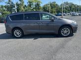 Thumbnail of 2022 Granite Crystal Metallic Clearcoat Chrysler Pacifica
