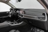 Thumbnail of 2022 Mineral White Metallic BMW X7