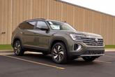 Photo of 2025 Avocado Green Pearl Volkswagen Atlas