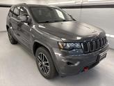 Thumbnail of 2017 Granite Crystal Metallic Clearcoat Jeep Grand Cherokee