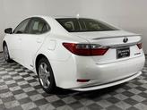Thumbnail of 2013 Starfire Pearl Lexus ES 300h