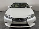 Thumbnail of 2013 Starfire Pearl Lexus ES 300h