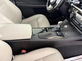 Thumbnail of 2018 Silver Lining Metallic Lexus ES 350