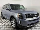 Thumbnail of 2022 Everlasting Silver Kia Telluride