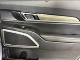 Thumbnail of 2022 Everlasting Silver Kia Telluride