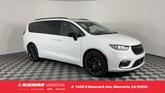 Photo of 2025 Bright White Clearcoat Chrysler Pacifica