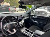 Thumbnail of 2022 White Ford Explorer