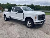 Thumbnail of 2024 Oxford White Ford F-350